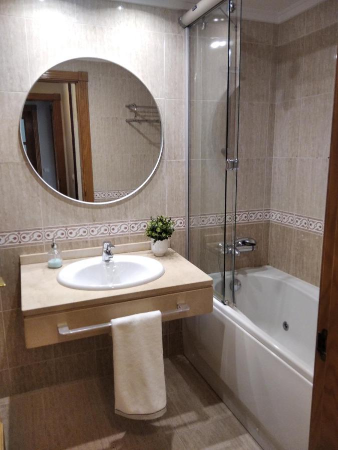 Jardines De Vinjoy Apartment Oviedo Ngoại thất bức ảnh